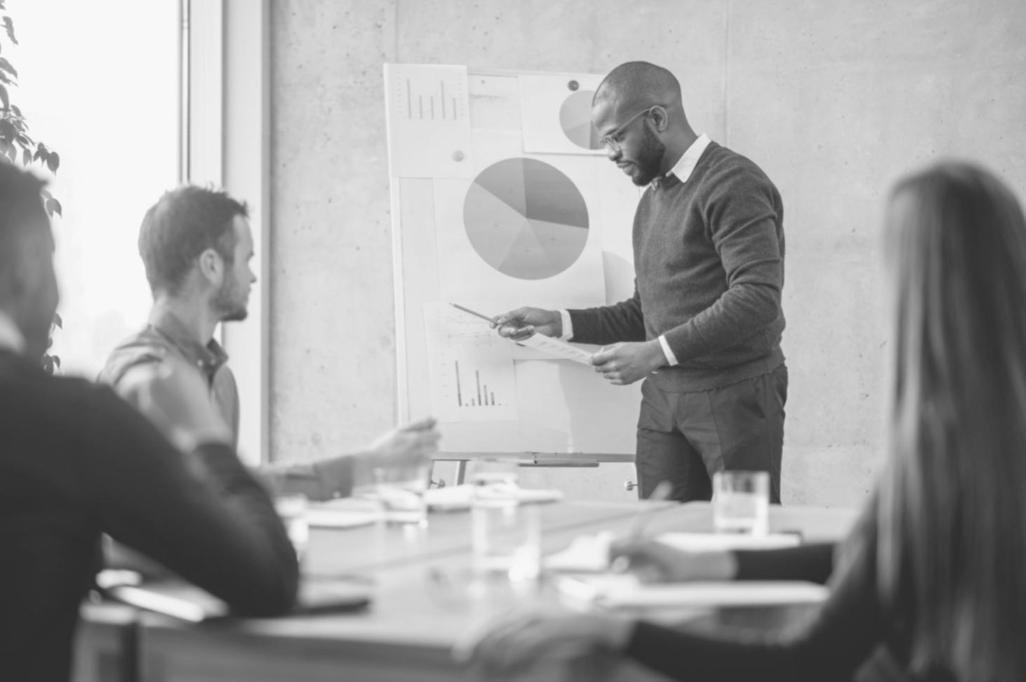 Analyse de données financières et planification d'investissement